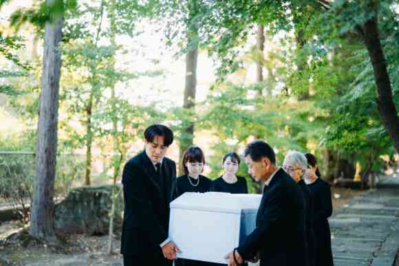 葬儀と告別式の違いとは